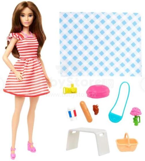 Barbie® Pariisi reisinukk