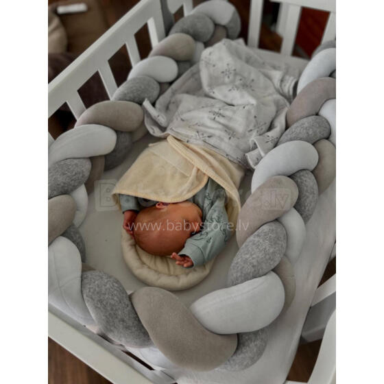 Bebe Basic Bumper Art.227047 Velour Grey/White  Плетёный бортик-охранка (косичка)