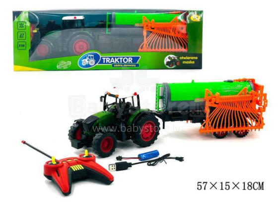 TRAKTOR Z MASZYNĄ NA RADIO-ŁADOWAR