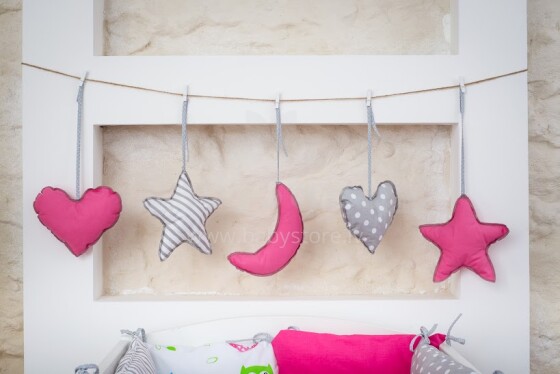 Vaikų miegamojo dekoratyvinis vėliavos komplektas „Baby Love“ (5 vnt.)
