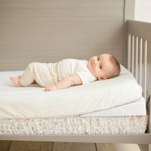 Baby Love Minky Klin Antireflux Art.103616 baltos putos ir mikropluošto pagalvės užvalkalas su užtrauktuku