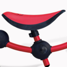 „Smart Trike Running Bike Red Art. STB1050100“ Vaikų bėgimo takelis su metaliniu rėmu 10 “