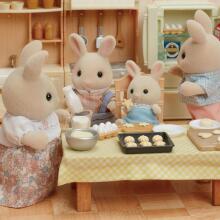 Sylvanian Families Семья молочных кроликов Art.5706