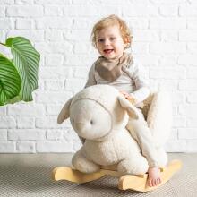 Nattou Soft Teddy Fabric Rocking Animal Sheep  Art.142935 Мягкое кресло-качалка с поддержкой спинки