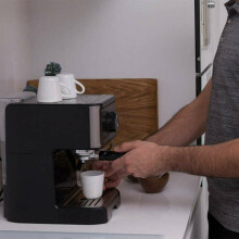 Кофеварка для эспрессо Black+Decker BXCO1200E (1200Вт)