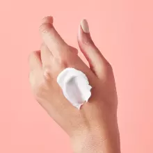 Biotin & Shea Butter Art.171808  Крем для рук с протеинами Козьего молока 100мл