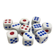 Toi Toys Cube Art.172205  Spēles kauliņi 1,6 cm, 1 gab.