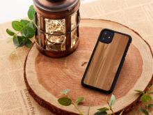 MAN&WOOD SmartPhone case iPhone 11 cappuccino black