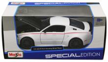 MAISTO Die Cast automodelītis FORD MUSTANG 2014 Street Racer 1:24, 31506