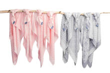 Bamboo and cotton diaper – pink butterflies