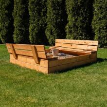 Bebe Basic Wood Sandbox Art.199231 Natural Koka smilšu kaste ar vāku un soliņiem un pārsegu 120x120cm