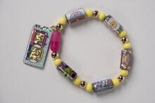 STICKI ROLLS bracelet with accessories and stickers, blind bag