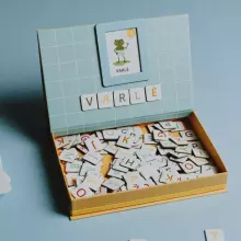 Tutufamily Alphabet Art.223046 Магнитный алфавит для обучения чтению литовский/английский язык(LT/EN)