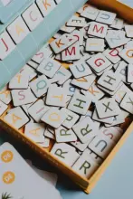 Tutufamily Alphabet Art.223047 Магнитный алфавит для обучения чтению немецкий/английский язык (DE/EN)