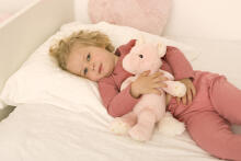 CLOUD B CL-7106 Humming Unicorn Ella with Music Box