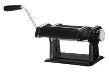 Maku Pasta maker