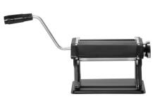 Maku Pasta maker