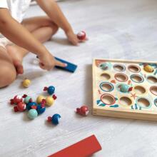 TOOKY TOY Game for Children Wooden Table Flying Fish 19 pcs.