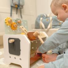 CLASSIC WORLD Wooden Workshop for Little Handyman with Tools