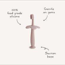 Mushie Flower Toothbrush  Art.2530019 Blush pirmā zobu birste