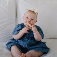Mushie  Figurine Silicone Teether Unicorn Art.101912 Augstākas kvalitātes - silikona grabulis (100% dabisks)