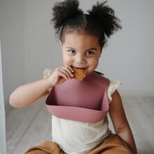 Mushie Silicone Bib Art.2500109 Yellow Baby bib made of 100% high quality silicone