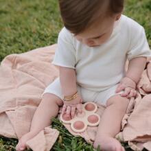 Mushie Flower Press Toy Art.2830477 Silicone rattle (100% natural)