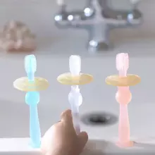 Haakaa 360° Silicone Toothbrush  Art.BHK075-BP первая зубная силиконовая щетка