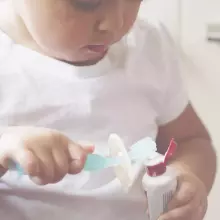 Haakaa 360° Silicone Toothbrush  Art.BHK075-LA Lilac pirmā silikona zobu birste