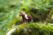 MAKEBUG 3D Paper puzzle black forest horse, MB-D-0012