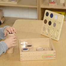 Uzmini pēc taustes materiāla un tekstūras 12 elementi Montessori