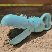 WOOPIE GREEN Crocodile Sand and Water Scoop Blue BIODEGRADABLE ORGANIC MATERIAL