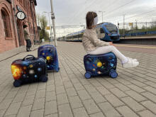 Solar System Suitcase Ride On Art.BC-KOS-002 Čemodāniņš-sēdeklis ar riteņiem 3 vienā