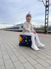 Solar System Suitcase Ride On Art.BC-KOS-002 Čemodāniņš-sēdeklis ar riteņiem 3 vienā