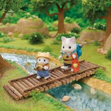 Sylvanian Families Art.5763 "Приключения исследователя" с двумя фигурками: котами-молочниками (отцом и котом)