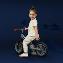 Aga Design Qplay Racer Art.281262 Grey Children's runner bike with a metal frame and inflatable wheels