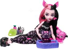 Monster High Creepover Party – Draculaura lelle ar Count Fabulous un pļāpas ballītes aksesuāriem
