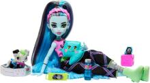 Monster High Creepover Party – Frankie Stein Doll with Pajama Outfit, Watzie & Accessories