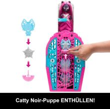 Monster High Skulltimate Secrets Catty Noir – garderobes komplekts ar 19+ pārsteigumiem