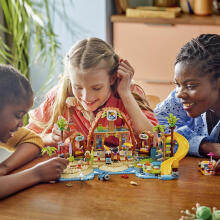 LEGO Friends Семейный отпуск на пляжном курорте
