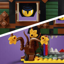 LEGO Iconic Halloween Barn