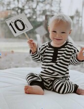 La bebe™ Baby Month Cards Art. 37776 Kartītes zīdaiņu fotografēšanai pa mēnešiem līdz gadam +apsveikumu kartiņa