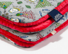 „La Millou“ autorė Anna Mucha Art. 83452 Toddler antklodė Indigo Grey Watermellon Premium dvipusė antklodė (80x100 cm)